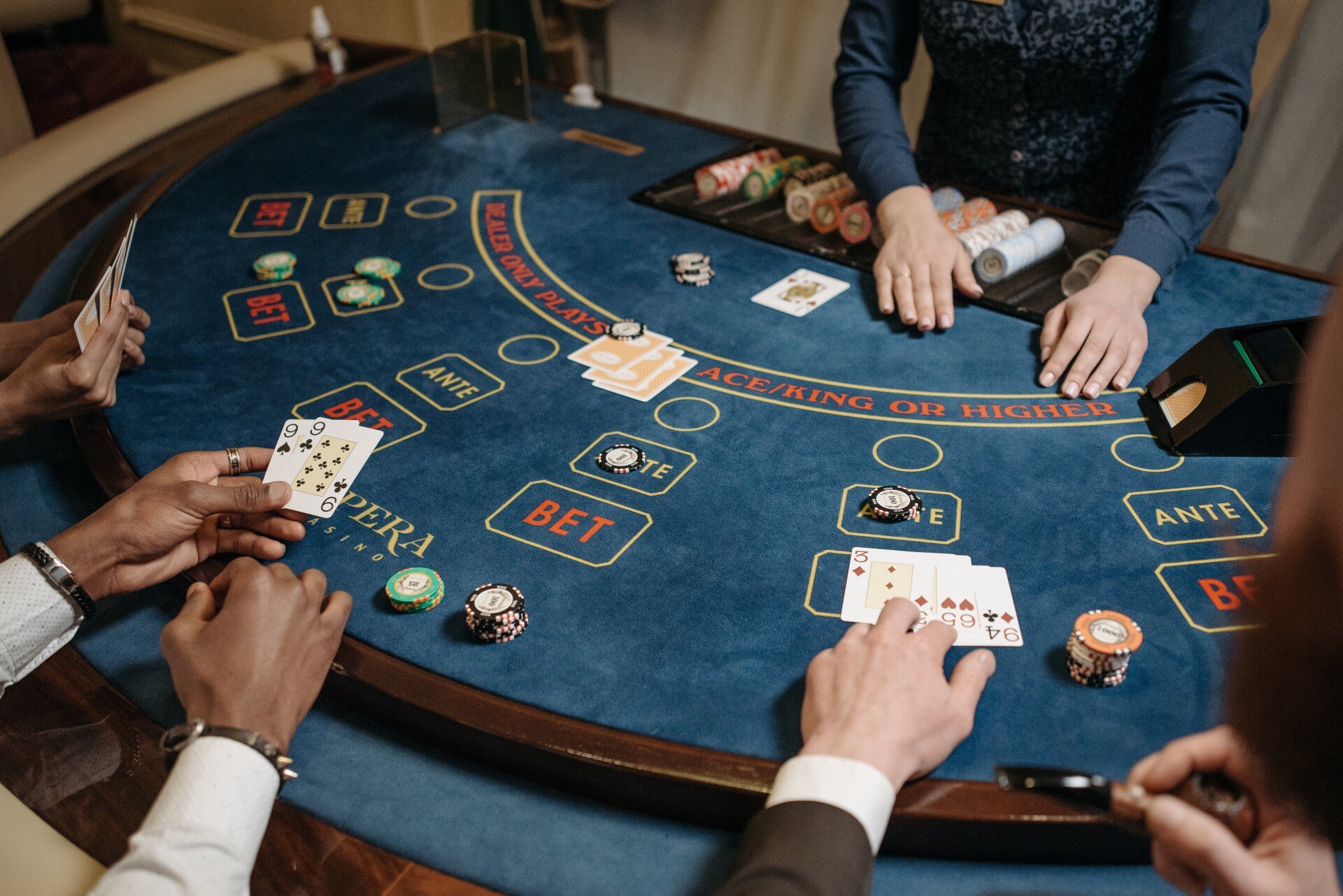 ¿Cuáles son las ventajas de jugar en casinos nuevos?